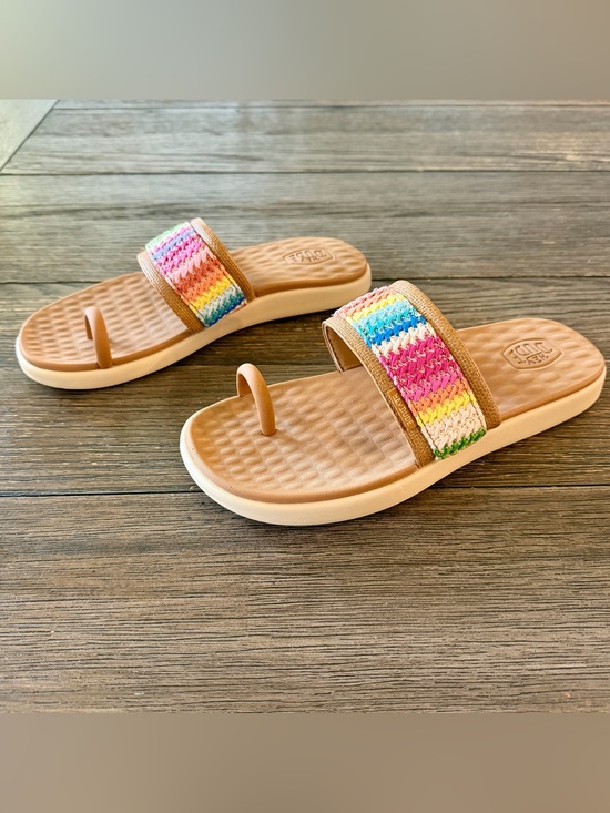 Hey Dude Shoes - NEW Hey Dude Maui Breeze Toe Loop Flip Flop Sandal Women's 8 Multicolor Woven